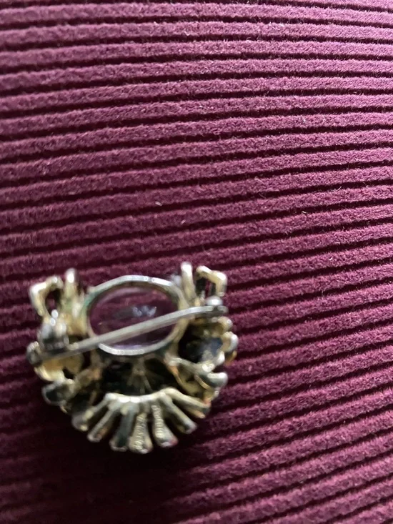 Vintage. Purple Floral Statement brooch- Women Jewelry - Picture 4 of 5